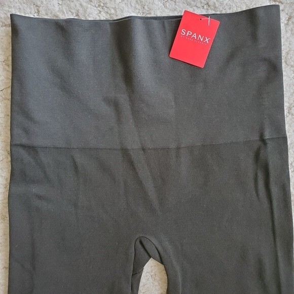 SPANX Leggings - Picture 6 of 8